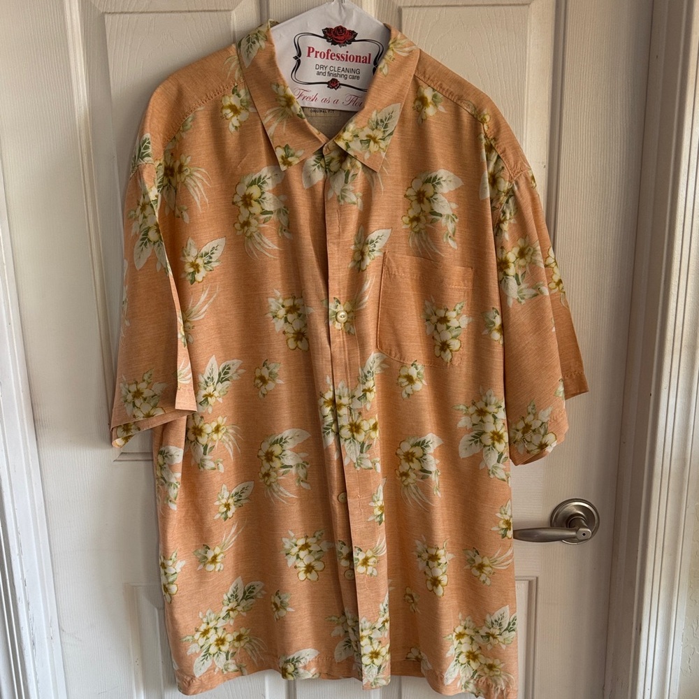 Tommy Bahama 2XL Peach Floral Men's Hawaiian Shirt 100% Silk